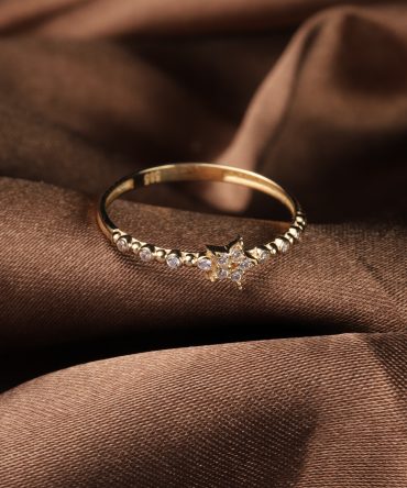 14 Ayar Minimalist Yıldız Altın Yüzük
